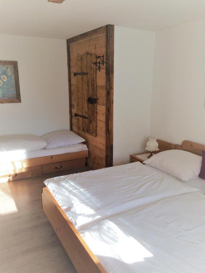 Landhaus Manuela & Haus Michael ลอยทัช ภายนอก รูปภาพ