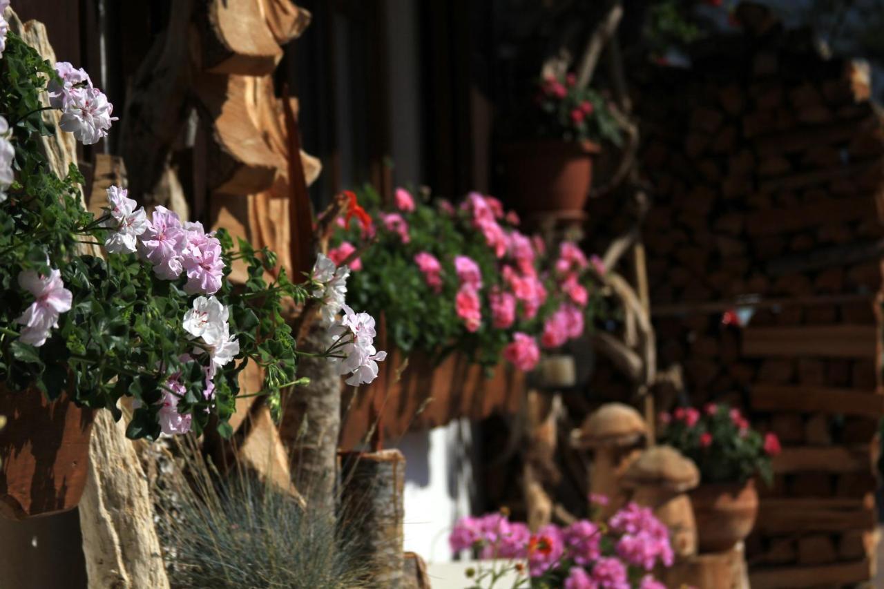 Landhaus Manuela & Haus Michael ลอยทัช ภายนอก รูปภาพ